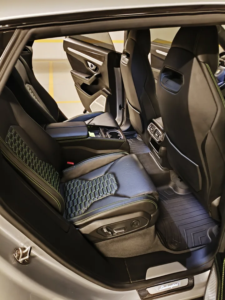 Lambo Urus